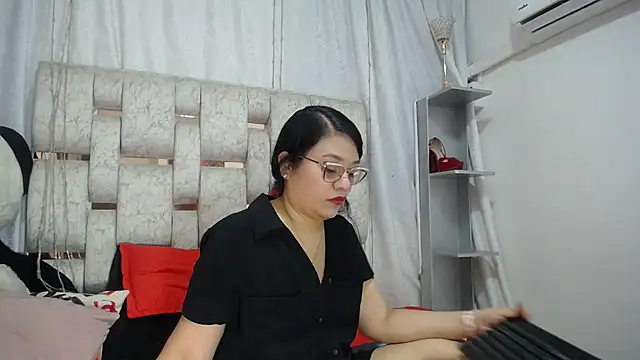 KEYRA-MILLER- online show from March 2026 01:50:02 AM