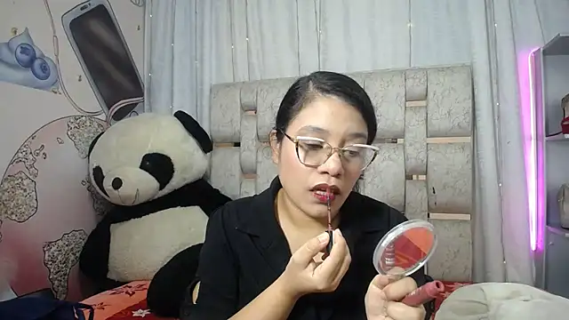 KEYRA-MILLER- online show from December 2025 02:34:02 AM