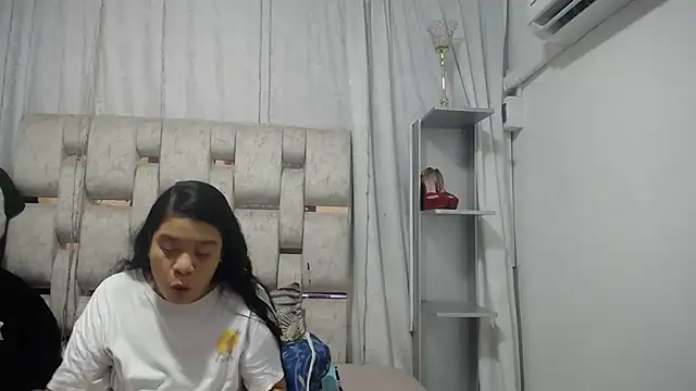 KEYRA-MILLER- online show from March 2026 01:24:01 AM