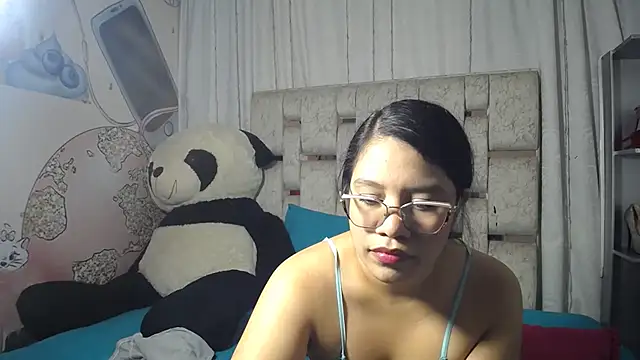 KEYRA-MILLER- online show from November 2025 02:10:01 AM