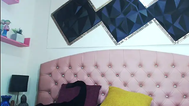 andrea safeira doll online show from November 2025 11:30:01 PM