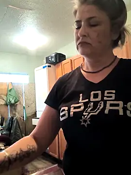 Snapshot of TexaSMESS_37 chatting on February 2026 12:20:02 AM TexaSMESS 37 online show from February 2026 12:20:02 AM