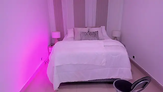 Leah Grey online show from November 2025 11:21:01 AM