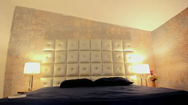 Lezy  online show from March 2026 07:41:01 PM