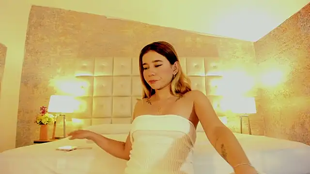 Lezy  online show from February 2026 07:35:02 PM