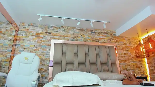 karla dunn online show from March 2026 08:38:01 PM