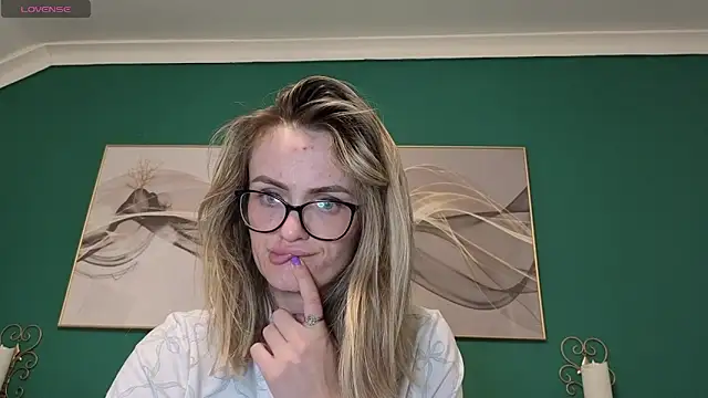 Snapshot of hotjessyca chatting on May 2026 06:00:02 AM hotjessyca online show from May 2026 06:00:02 AM