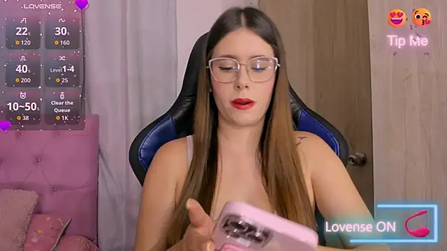 ParisShayk online show from April 2026 06:03:02 PM