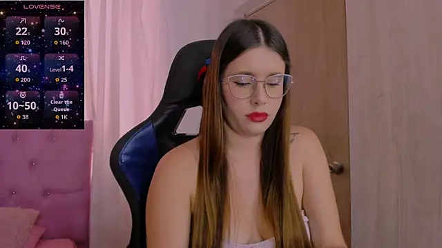 ParisShayk online show from February 2026 06:10:02 PM