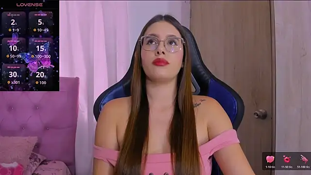 ParisShayk online show from December 2025 06:56:01 PM