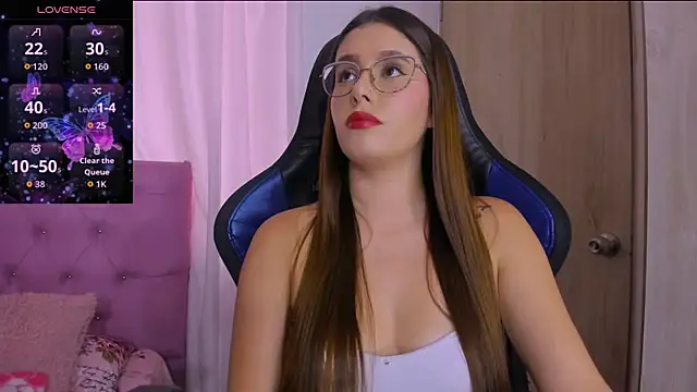 ParisShayk online show from December 2025 06:11:02 PM