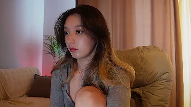 Sarasuo1 online show from April 2026 04:52:02 AM