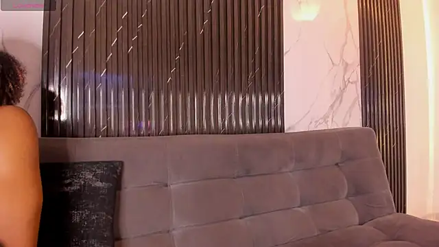 Snapshot of BRYXXXON1 chatting on February 2025 06:43:02 AM BRYXXXON1 online show from February 2025 06:43:02 AM