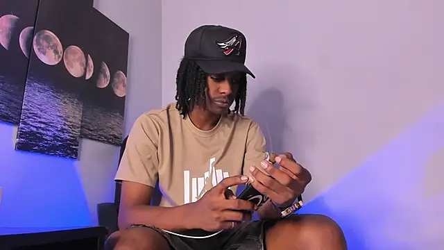 Snapshot of BRYXXXON1 chatting on October 2025 04:08:02 PM BRYXXXON1 online show from October 2025 04:08:02 PM