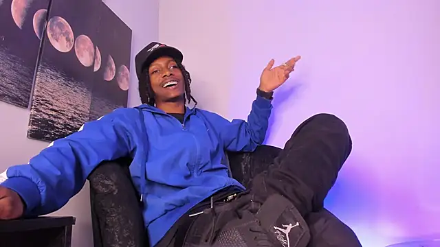 Snapshot of BRYXXXON1 chatting on October 2025 04:08:01 PM BRYXXXON1 online show from October 2025 04:08:01 PM