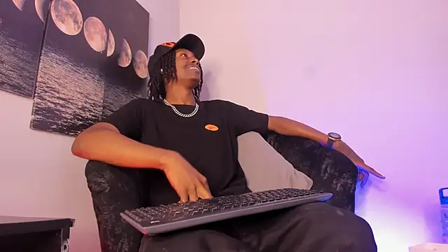 Snapshot of BRYXXXON1 chatting on September 2025 03:34:02 PM BRYXXXON1 online show from September 2025 03:34:02 PM