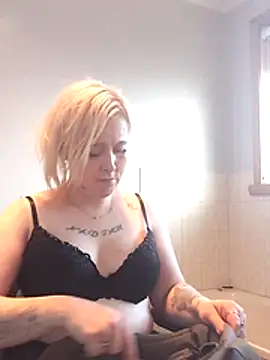 mollymay69 online show from December 2025 07:02:02 AM