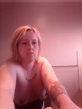 mollymay69 online show from February 2026 05:29:02 AM