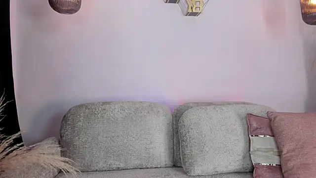 Snapshot of GabyRhodes chatting on November 2025 07:03:01 PM GabyRhodes online show from November 2025 07:03:01 PM