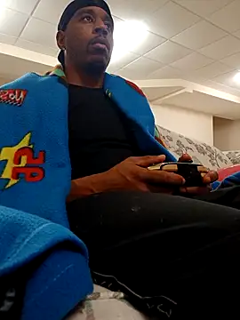 moonandthesun online show from January 2026 05:11:01 AM