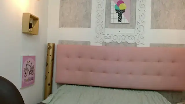 Cloeandtyfanny online show from March 2025 08:34:01 AM