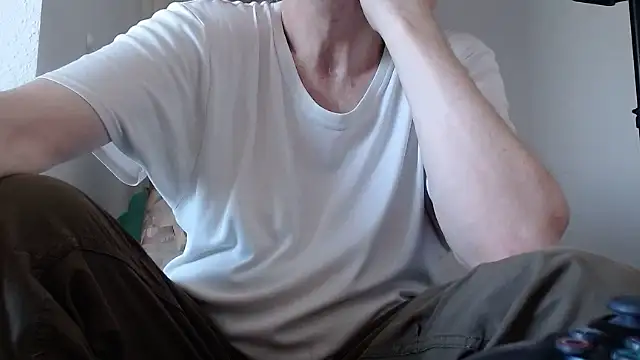 Snapshot of Cordt30 chatting on July 2026 02:05:01 PM Cordt30 online show from July 2026 02:05:01 PM