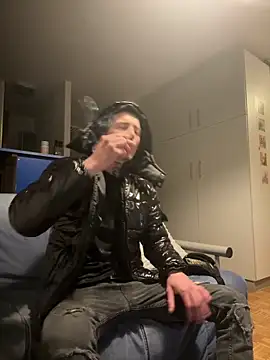 bosnianhot online show from April 2026 08:15:01 PM