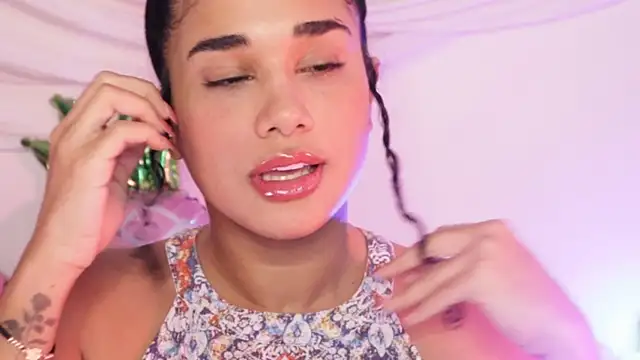 Mysensualbrunette1 online show from March 2025 06:47:02 AM