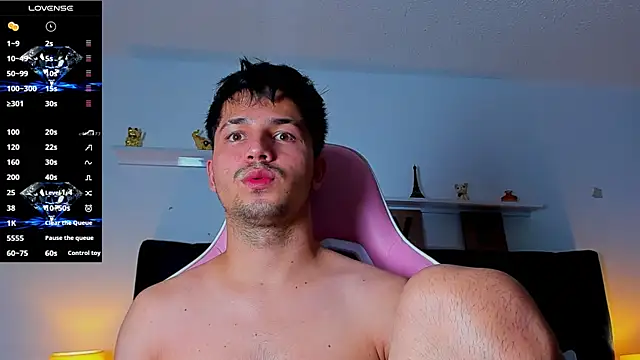 Issac james  online show from October 2025 04:48:01 AM