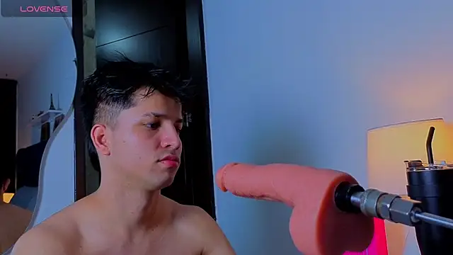 Snapshot of Issac_james_ chatting on December 2025 05:41:01 AM Issac james online show from December 2025 05:41:01 AM