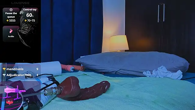 Issac james  online show from March 2026 03:35:02 PM