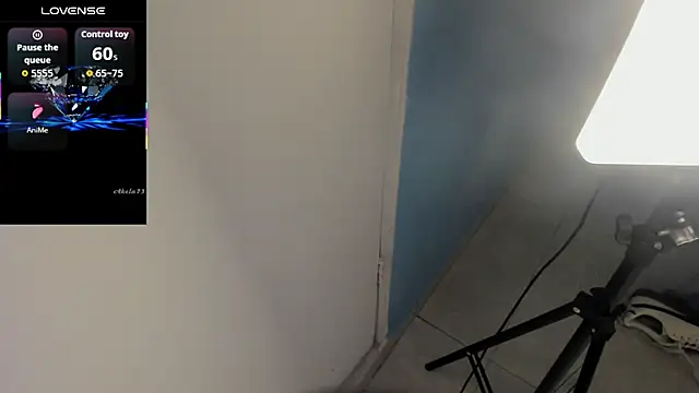 Issac james  online show from January 2026 03:10:02 AM