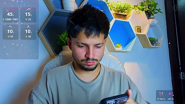 Issac james  online show from March 2026 07:40:02 PM