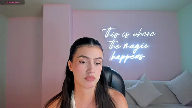 Snapshot of PaulinaSantos_ chatting on September 2025 07:31:01 PM PaulinaSantos  online show from September 2025 07:31:01 PM