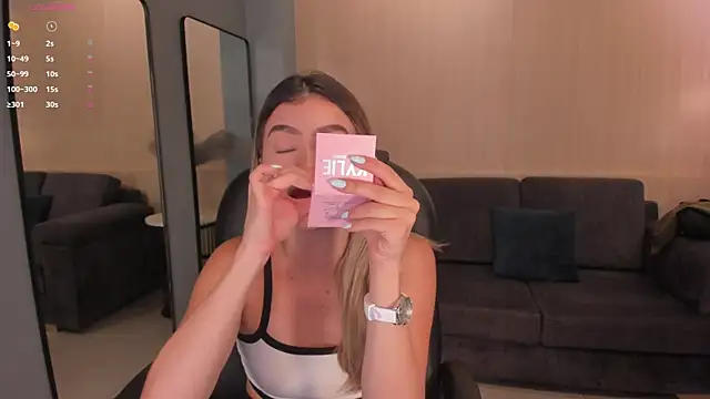 Snapshot of PaulinaSantos_ chatting on March 2025 05:28:02 PM PaulinaSantos  online show from March 2025 05:28:02 PM