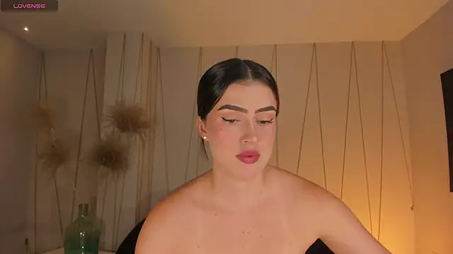 PaulinaSantos  online show from March 2026 06:56:01 PM