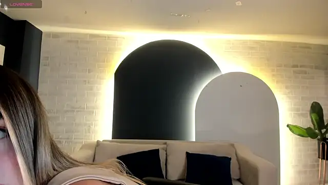 Snapshot of PaulinaSantos_ chatting on March 2025 05:20:01 PM PaulinaSantos  online show from March 2025 05:20:01 PM