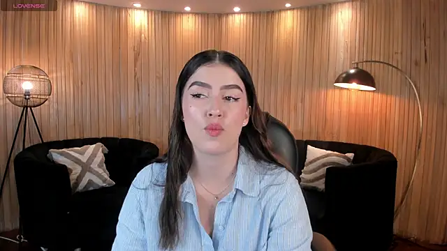 Snapshot of PaulinaSantos_ chatting on July 2026 05:36:01 PM PaulinaSantos online show from July 2026 05:36:01 PM