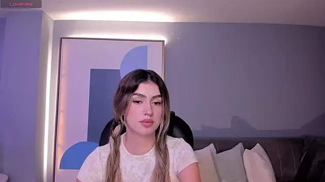 Snapshot of PaulinaSantos_ chatting on March 2025 07:17:01 PM PaulinaSantos  online show from March 2025 07:17:01 PM