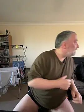 LondonTeffy online show from January 2025 12:37:02 PM