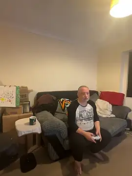LondonTeffy online show from October 2025 09:26:02 PM