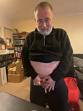 LondonTeffy online show from November 2025 10:24:01 PM