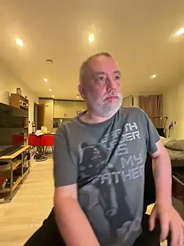 LondonTeffy online show from April 2026 09:02:02 PM