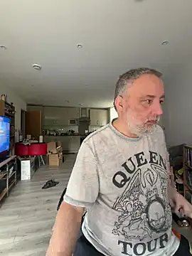 LondonTeffy online show from May 2026 11:02:01 AM