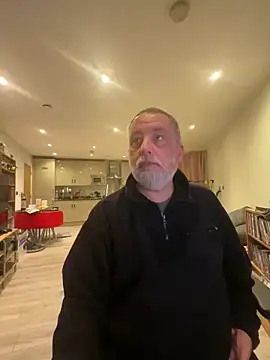 LondonTeffy online show from April 2026 09:08:01 PM