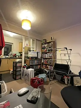 LondonTeffy online show from March 2025 10:18:02 PM