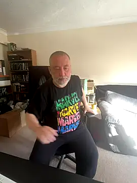 LondonTeffy online show from October 2025 09:08:01 AM