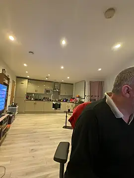 LondonTeffy online show from February 2026 09:58:03 PM