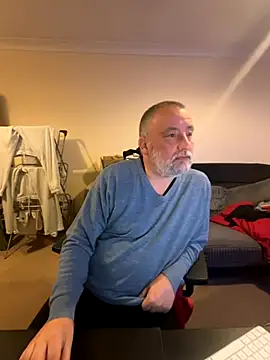 LondonTeffy online show from November 2025 09:40:02 PM