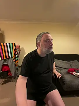 LondonTeffy online show from February 2025 10:11:01 PM